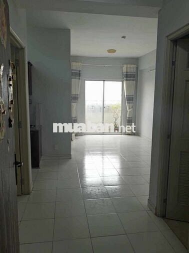 Tọa lạc nguyễn văn linh,căn hộ hoàng quân,diện tích 55m2,2p ngủ,2tolet