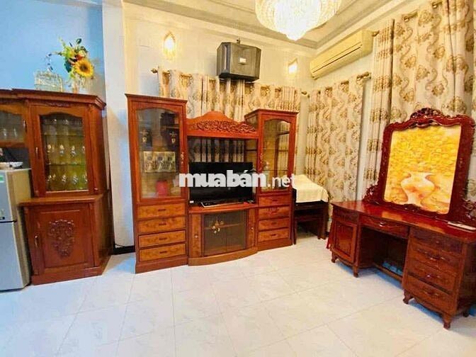 Cho thuê Mặt tiền trung tâm phường Bến Thành kinh doanh mọi ngành nghề