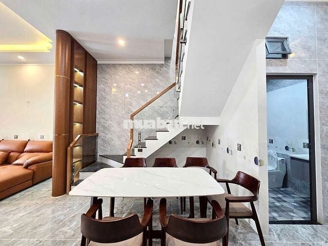 Bán nhà phường Tân Phong gần quảng trường tỉnh Đồng Nai