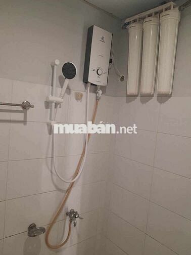 Tọa lạc nguyễn văn linh,căn hộ hoàng quân,diện tích 55m2,2p ngủ,2tolet