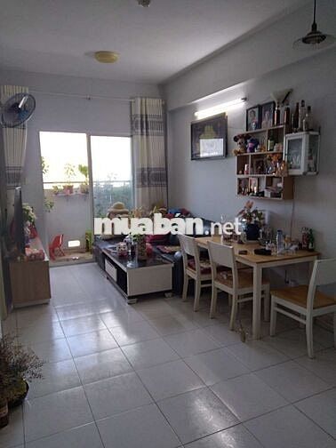 Tọa lạc nguyễn văn linh,căn hộ hoàng quân,diện tích 55m2,2p ngủ,2tolet