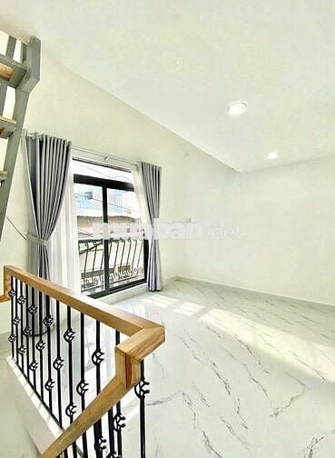 HIẾM - NHÀ HẺM XE HƠI TRUNG TÂM Q. TÂN PHÚ, GIÁ 1,35 TỶ