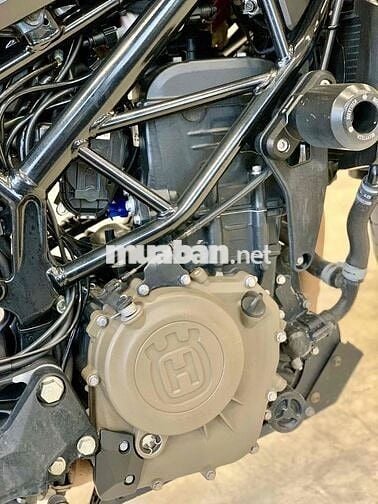 Husqvarna 401 2023 chính chủ BSTP xe đẹp chuẩn zin