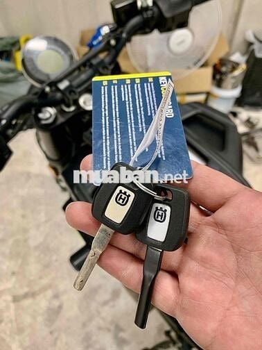 Husqvarna 401 2023 chính chủ BSTP xe đẹp chuẩn zin