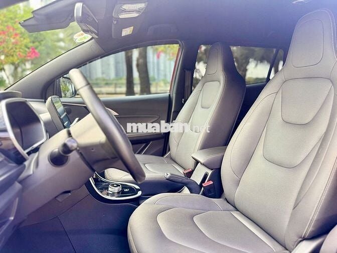 VinFast VFe34 2022 - Màu đỏ - 4v9km