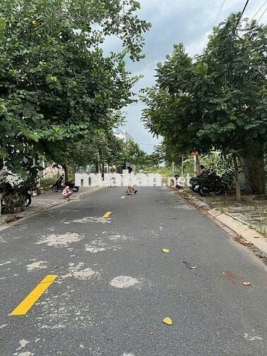 CẦN BÁN GẤP ĐẤT KDC XUYÊN Á ĐỨC HOÀ LONG AN