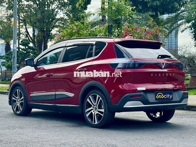 VinFast VFe34 2022 - Màu đỏ - 4v9km