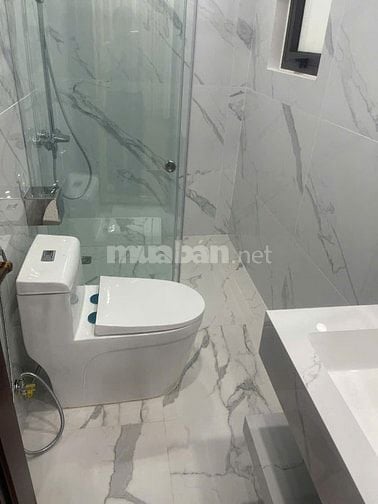 Bán nhà ngõ 204 đường Trung Hòa- Cầu Giấy, 6 tầng thang máy, lô góc