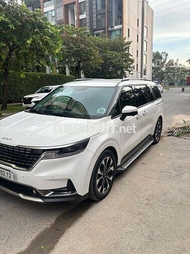 Dư dùng nên cần bán chiếc carnival 1chủ