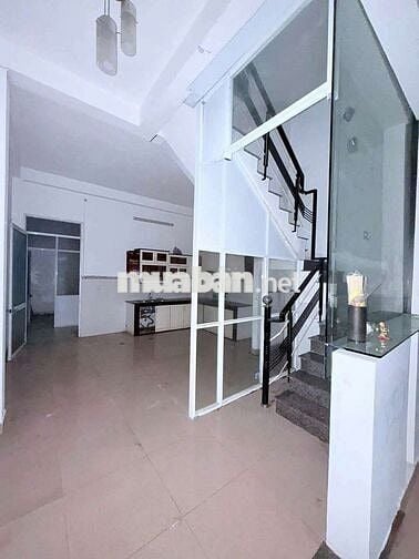 Sáng mở cửa đón nắng, tối ngắm PHỐ NHÀ GIÀU gần HUỲNH NGỌC HUỆ:5x18,5m