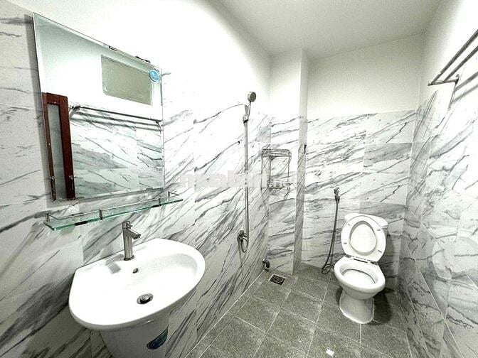 🔥CĂN HỘ DỊCH VỤ BAN CÔNG FULL NỘi THẤT GẦN ÂU CƠ, Q10, KHU TRUNG TÂM