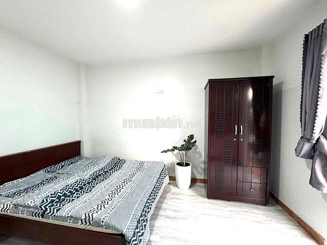 🔥CĂN HỘ DỊCH VỤ BAN CÔNG FULL NỘi THẤT GẦN ÂU CƠ, Q10, KHU TRUNG TÂM