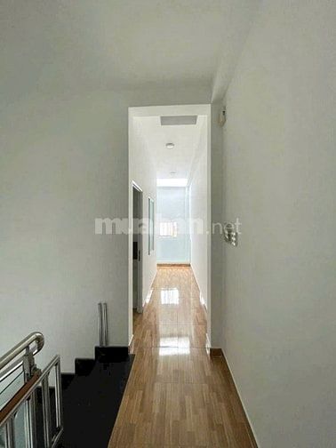 Cho thuê nhà hẻm xe hơi gần Bv thủ đức,/đs 16,p.Linh Trung TĐ giá 9tr