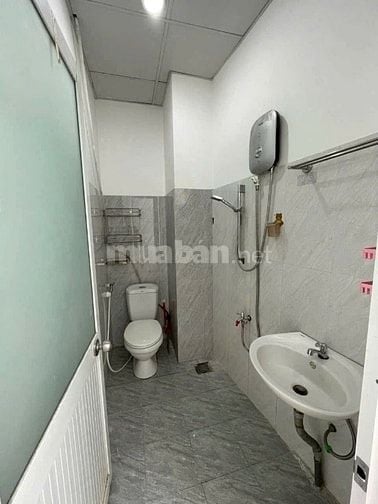 Cho thuê nhà hẻm xe hơi gần Bv thủ đức,/đs 16,p.Linh Trung TĐ giá 9tr