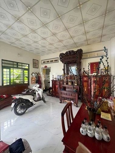 Bán Nhà Của Ông Bà để về với con cháu. 150m2- Sổ hồng riêng 890tr