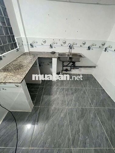 Nhà cấp 4 + 3 phòng trọ kế bên chợ Xóm Nghèo và kcn Sóng Thần Dĩ An