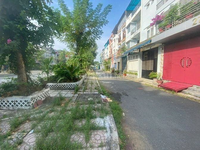 Bán nhà đường 328 Cao Lỗ P4Q8. 6x20m 3 lầu