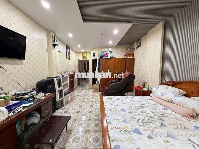 CHÍNH CHỦ GỬI BÁN NHÀ 3 TẦNG + SÂN THƯỢNG, P. PHÚ THẠNH, QUẬN TÂN PHÚ