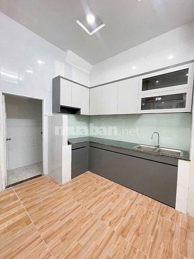 14. Bán nhà đẹp đường 26/3 cách Aoen 500m 3 tầng 40m2 giá 4,75 tỷ TL