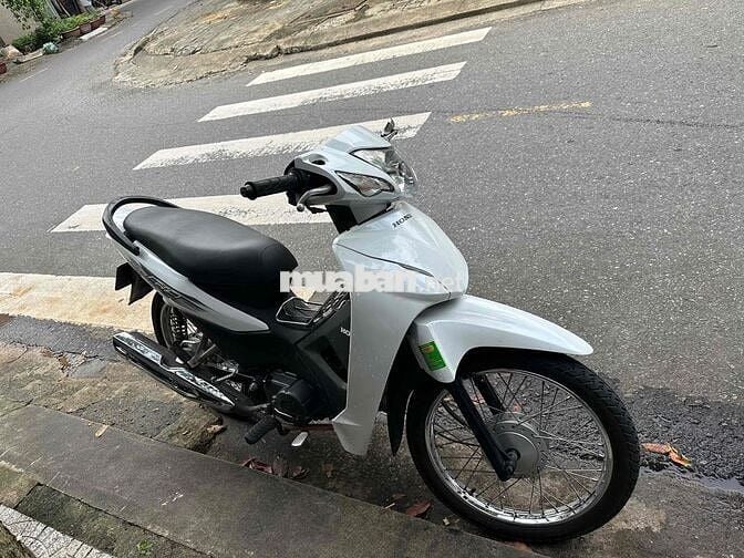 Cần ra đi con vợ