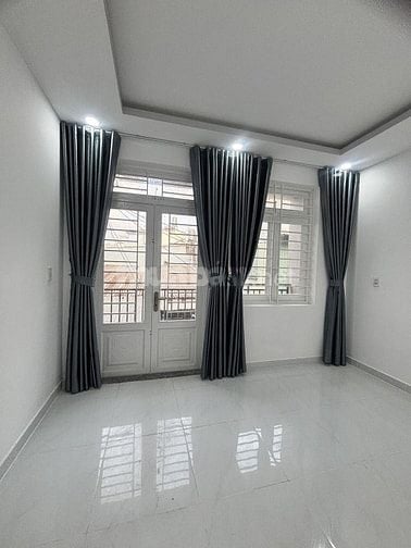 14. Bán nhà đẹp đường 26/3 cách Aoen 500m 3 tầng 40m2 giá 4,75 tỷ TL