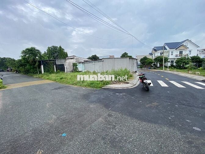 GIÁ SIÊU TỐT 630TR LÔ GÓC 2 MT RỘNG 136M2 ĐẤT BIỆT THỰ NGAY ĐỒNG DIỀU