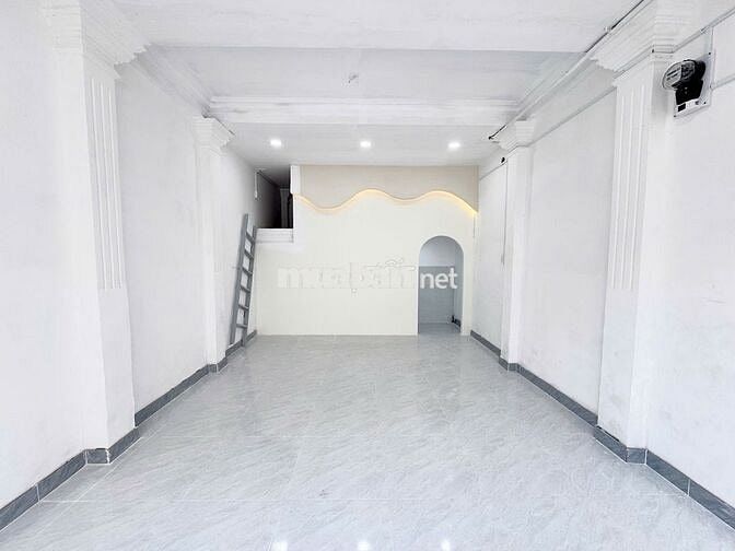 Cho Thuê Mặt Bằng Vừa Ở Vừa Kinh Doanh Ngay Pearl Plaza Quậ bình Thạnh