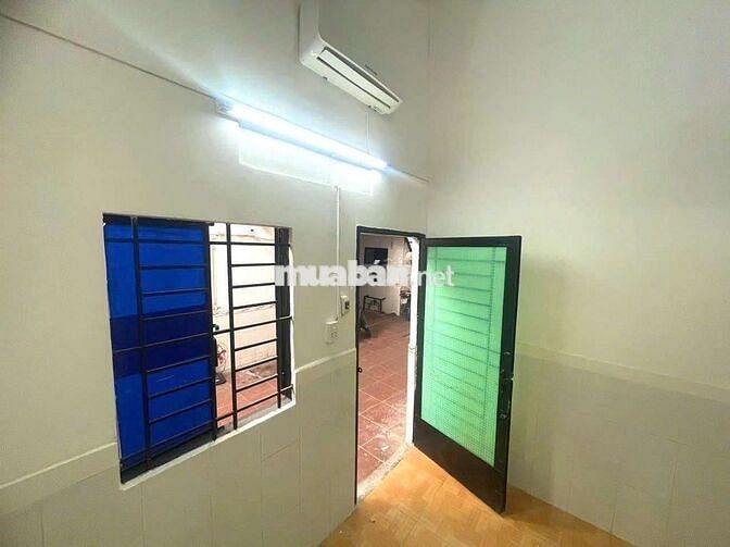 Phòng trọ có gác siêu rộng gần ngã tư hàng xanh 5 phút tới Hutech UTH