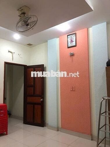 Bán nhà 1 trệt 2 lầu, xây kiên cố, DT 55 m2 đường Tân Sơn Nhì, Tân Phú