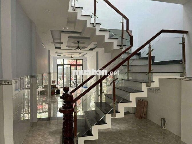 MẶT TIỀN KINH DOANH BUÔN BÁN NGÀY ĐÊM, KHÚC SẦM UẤT NHẤT VƯỜN LÀI