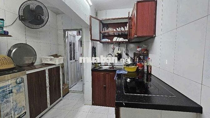 Tập thể tầng 2 thanh xuân bắc. 70M. 2 ngủ 2 wc. Nhà đẹp ở ngay.