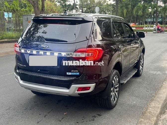 Ford Everest Titanium 2.0L 4x2 AT 2022 - 29000 km
