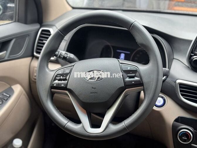 Hyundai tucson xăng đăc biêt 2.0 tư nhân sx 2020