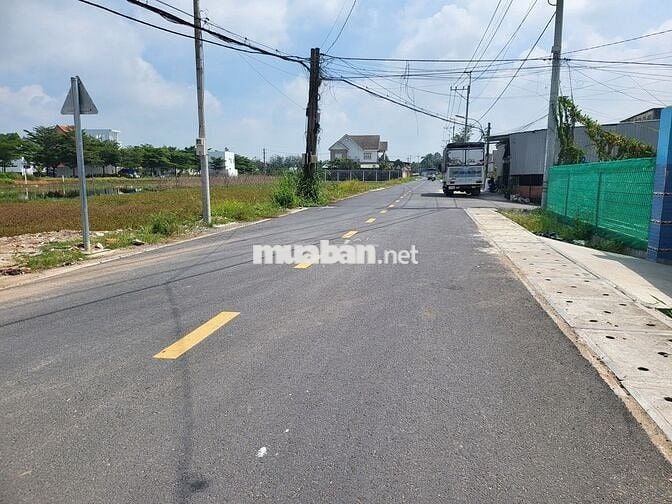 Cách chợ Việt Kiều 800m bán nhanh lô đất thổ cư 175m2 giá 460tr