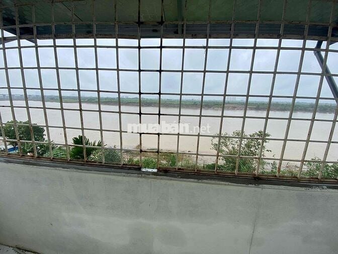 Siêu Hiếm . nhà 4 tầng 15/20m .view triệu đô .