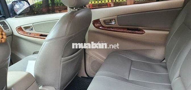 Toyota Innova G 2007 màu bạc