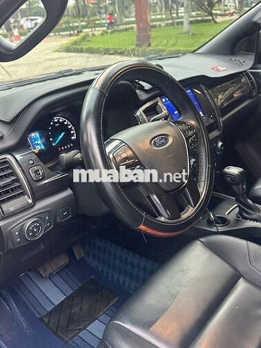 Ford Everest Titanium 2.0L 4x2 AT 2022 - 29000 km