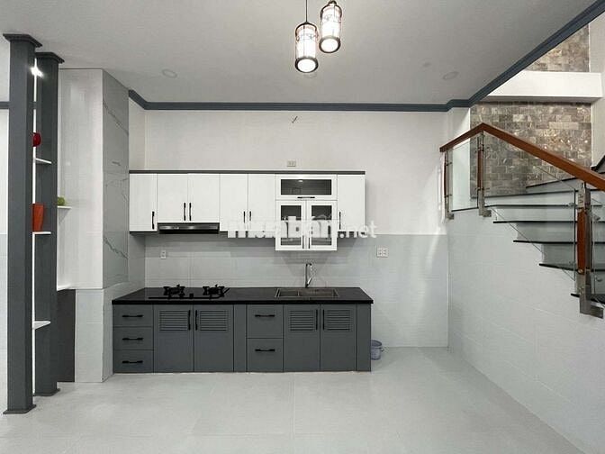 Bán Nhà 2 Tầng HXH Hoàng Diệu 2 Thủ Đức DT100m (4.1×24.5)3Pn Hoàn Công