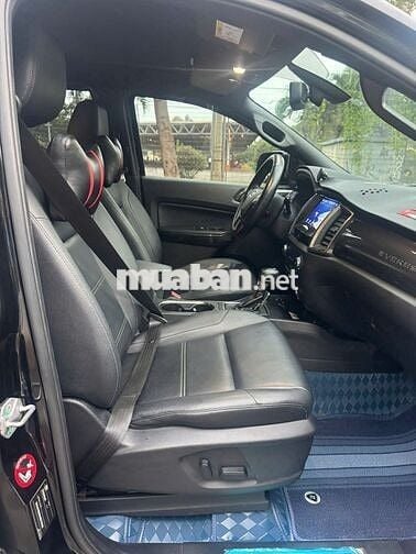 Ford Everest Titanium 2.0L 4x2 AT 2022 - 29000 km