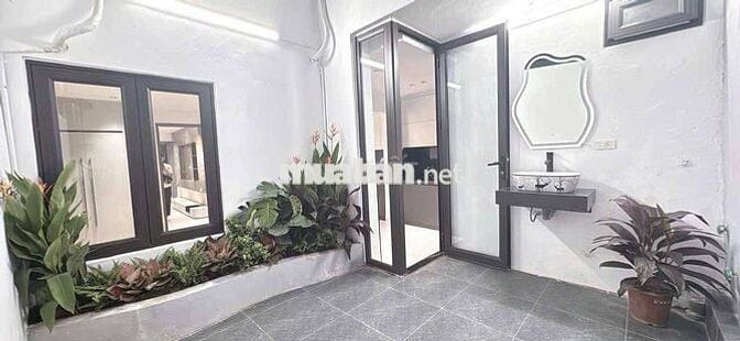 CẦ BÁN NHÀ TT. DT 100M,3 PHÒNG