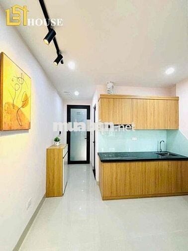 1PN BAN CÔNG MỚI XÂY, NỘI THẤT MỚI NGAY CHỢ BÀ CHIỂU