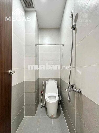 PHÒNG CHO THUÊ BAN CÔNG THOÁNG MÁT - Ngay Cầu Lê Văn Sỹ Quận 3