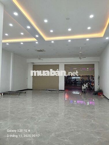 🧣Cho thuê Tòa nhà DT 1000m Mặt tiền kinh Doanh