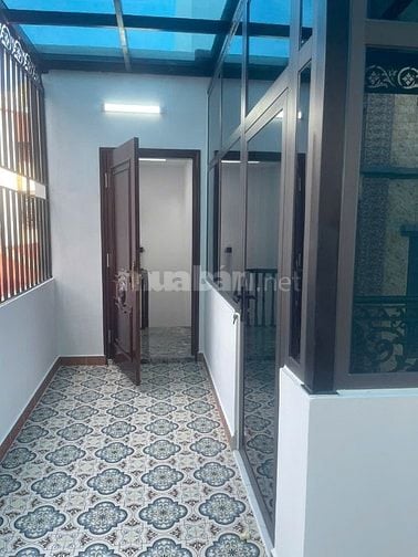 Bán nhà ngõ 204 đường Trung Hòa- Cầu Giấy, 6 tầng thang máy, lô góc