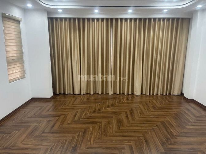 Bán nhà ngõ 204 đường Trung Hòa- Cầu Giấy, 6 tầng thang máy, lô góc