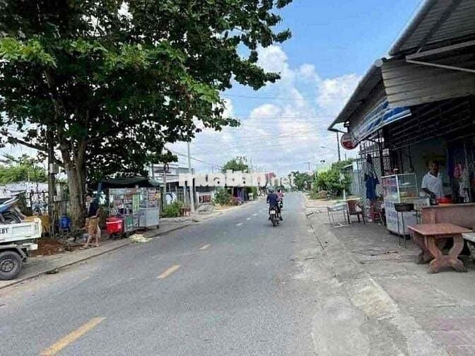 Em cần bán gấp miếng đất thổ cư 301m2 giá chỉ 550tr Có SHR