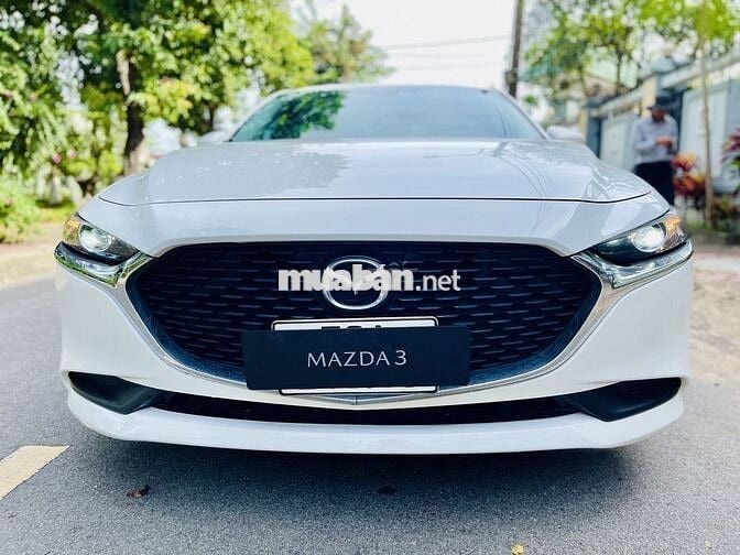 Mazda 3 2022 1.5L Deluxe - 33000 km