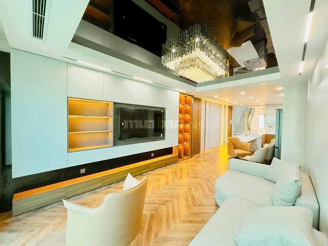 Bán Nhà Mặt Phố Kinh Doanh Nguyễn Văn Cừ 61m, 7 tầng, mt 4m, 33.5 tỷ