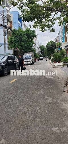 Cho thuê nhà 3,5 tấm 4×20 khu tên lửa