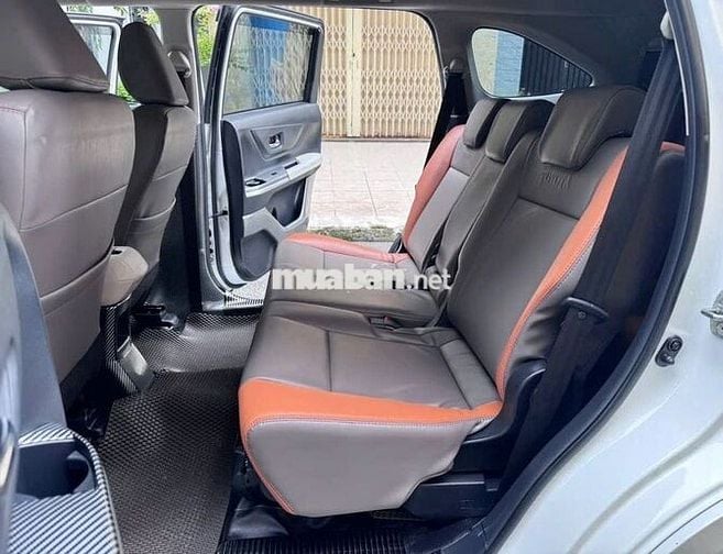 Toyota Veloz Cross 2024 xe đẹp